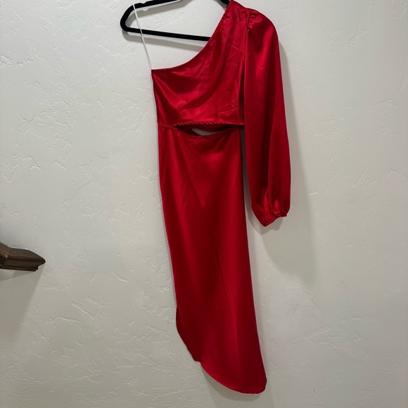 NWT Hello Molly Secret To Tell Satin Midi Dress Red Valentine Cutout Women's 2 - Picture 11 of 16